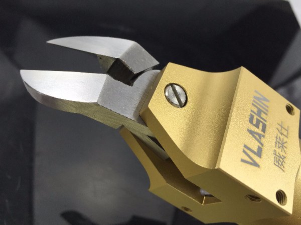 LF-10/FD3L塑胶水口气动剪钳